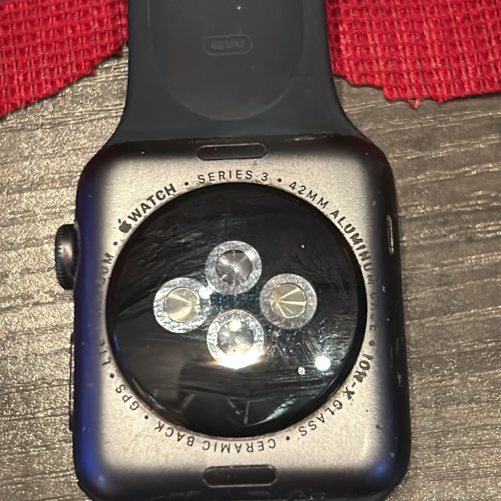 Series 3 42mm Apple Watch - Picture 2 of 3